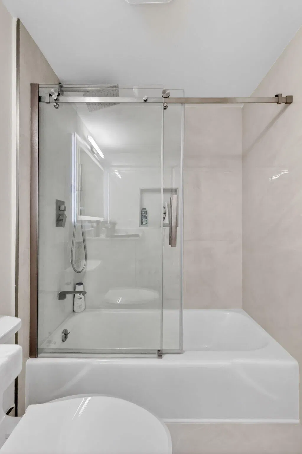 Unit 1250 photo 13