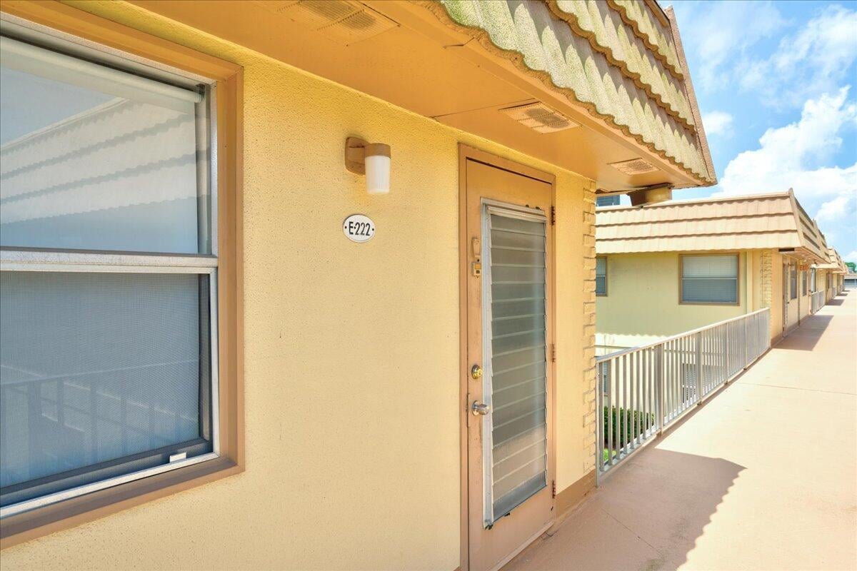Unit 222 photo 16