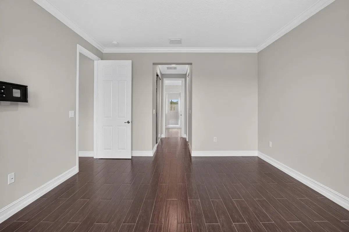 Residence photo 28