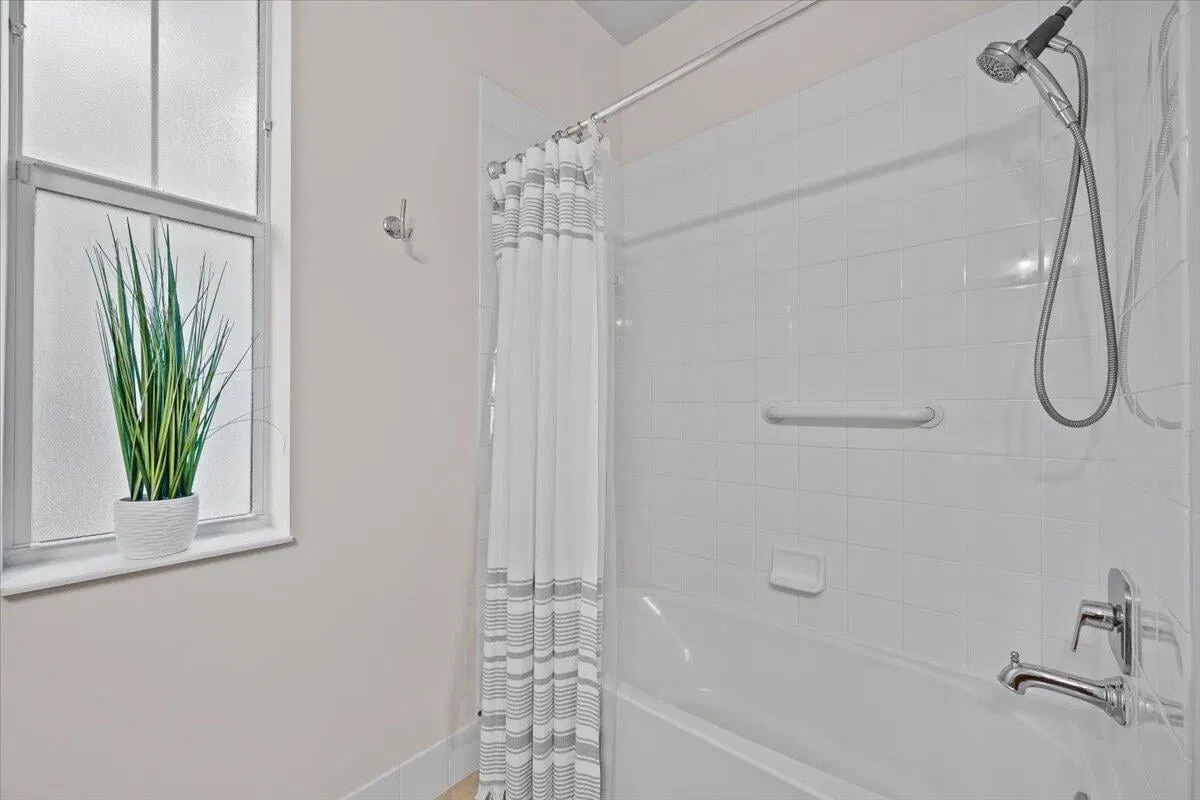Mallory Creek Abacoa Residence photo 19