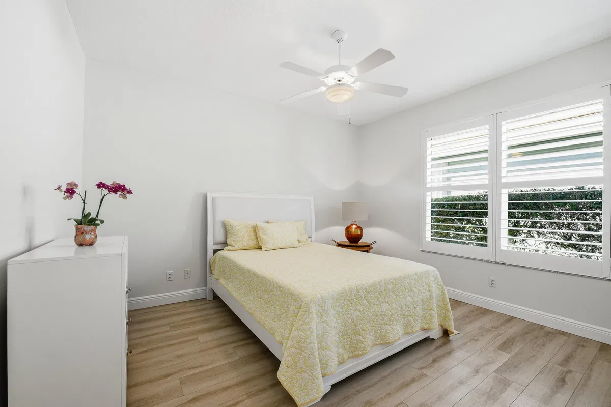 Monarch Country Club Residence photo 28