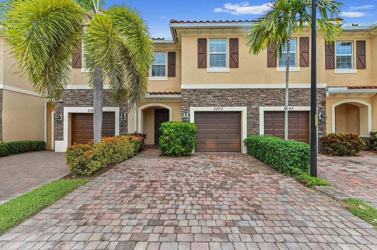 Residence photo 28