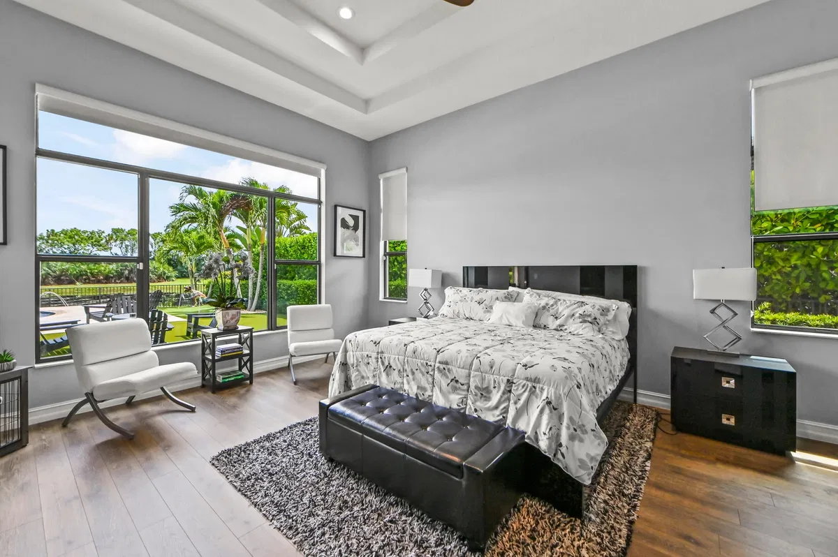 Residence photo 22