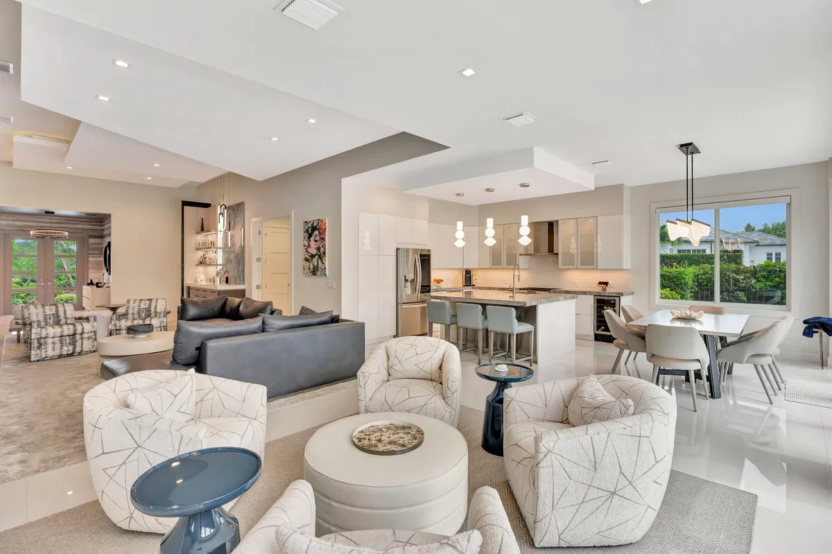 Admirals Cove Residence photo 13