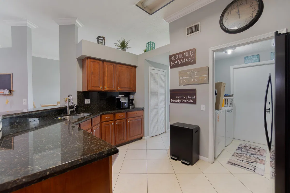 Residence photo 7