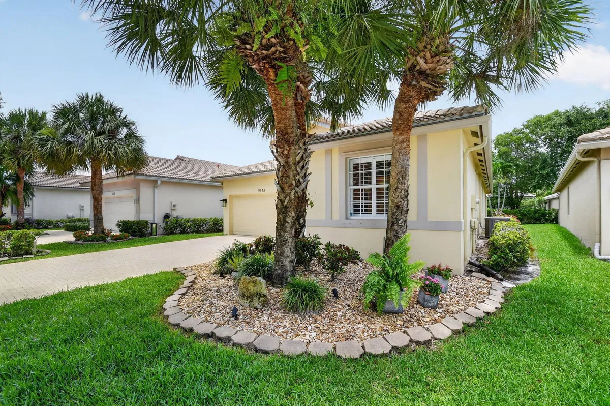 Residence photo 4