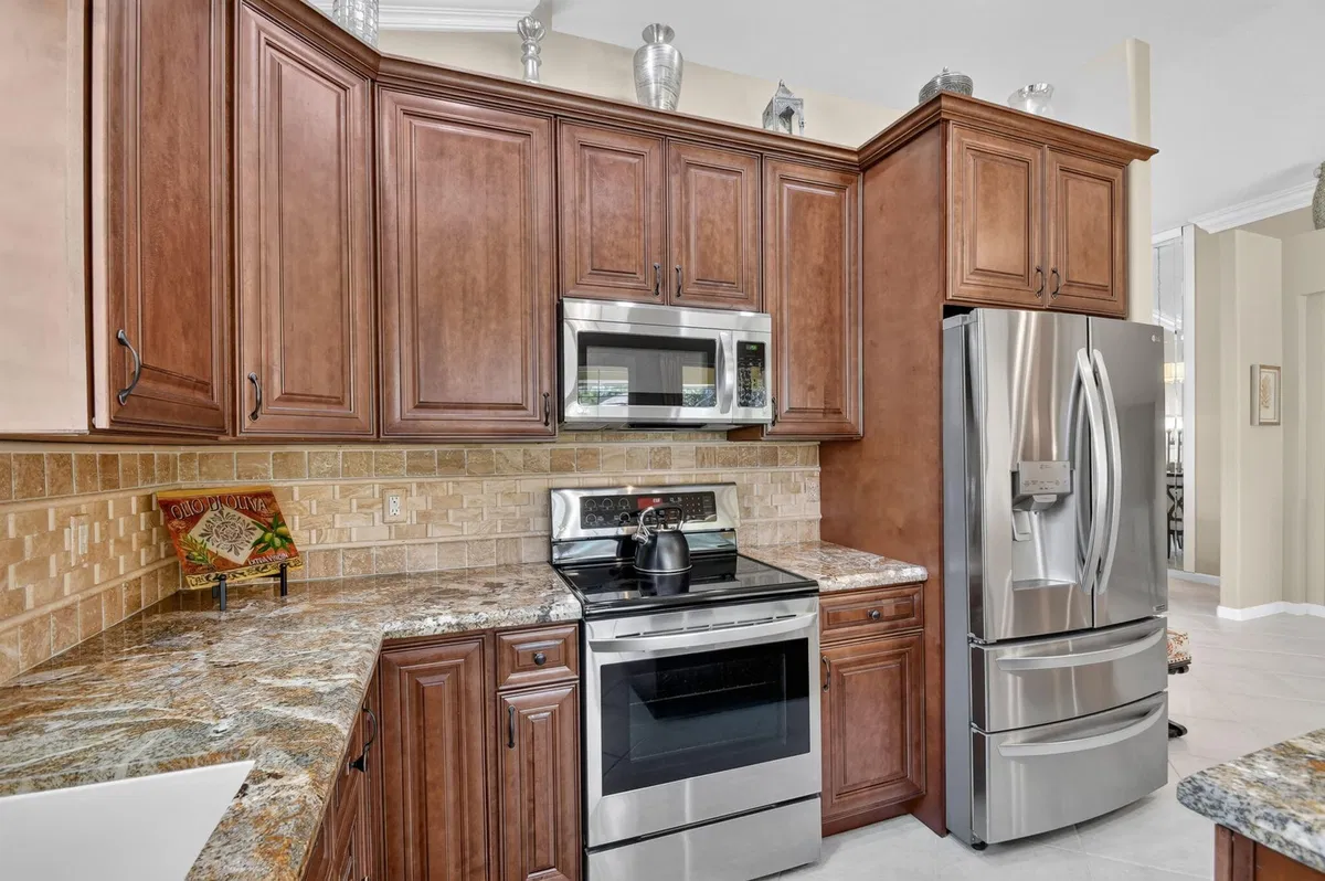 Residence photo 25