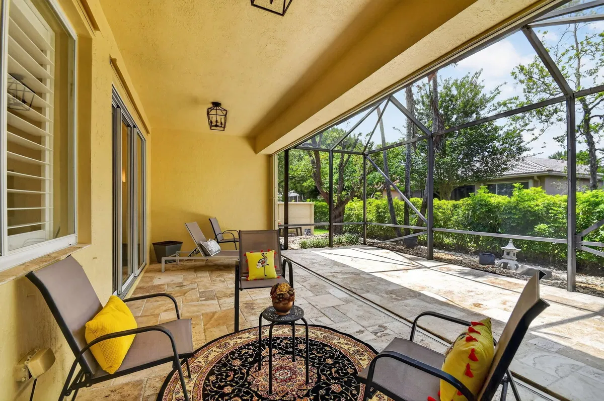 Residence photo 55