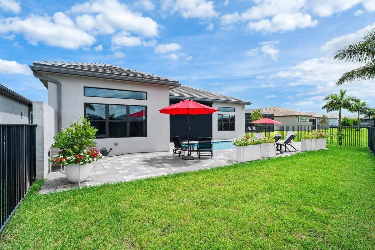 Residence photo 55