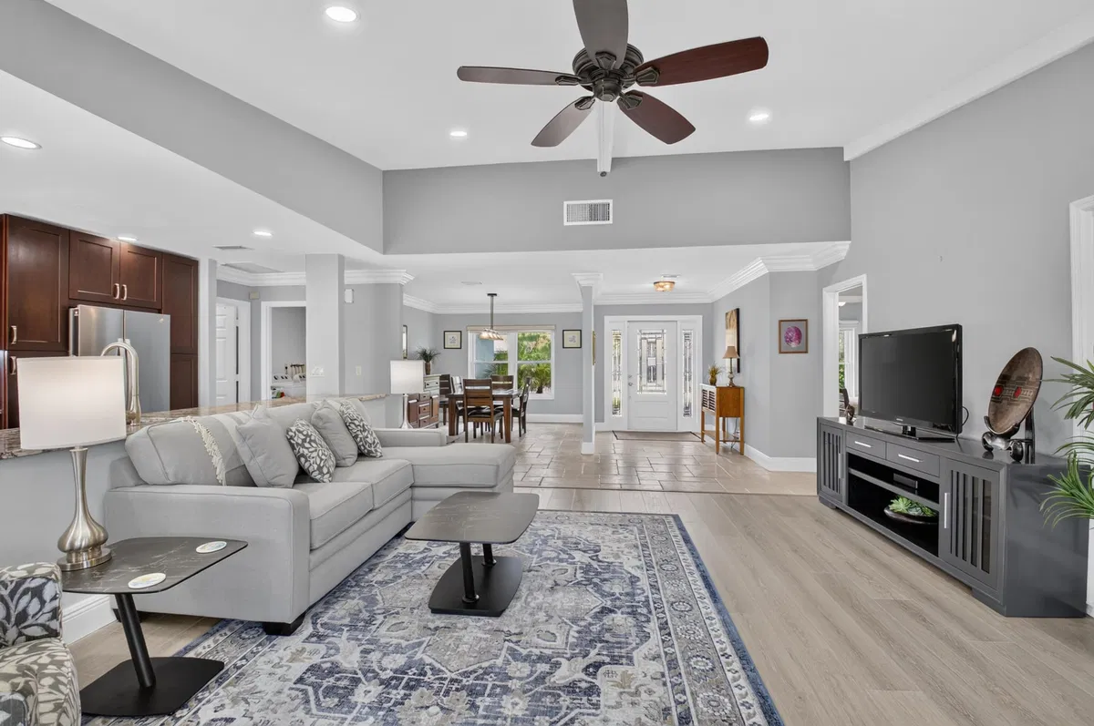 Residence photo 10