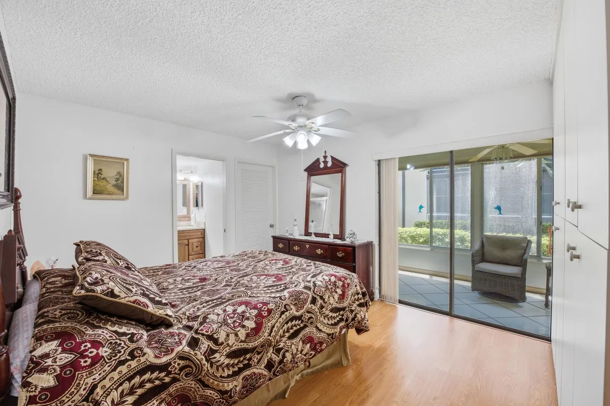 Residence photo 13