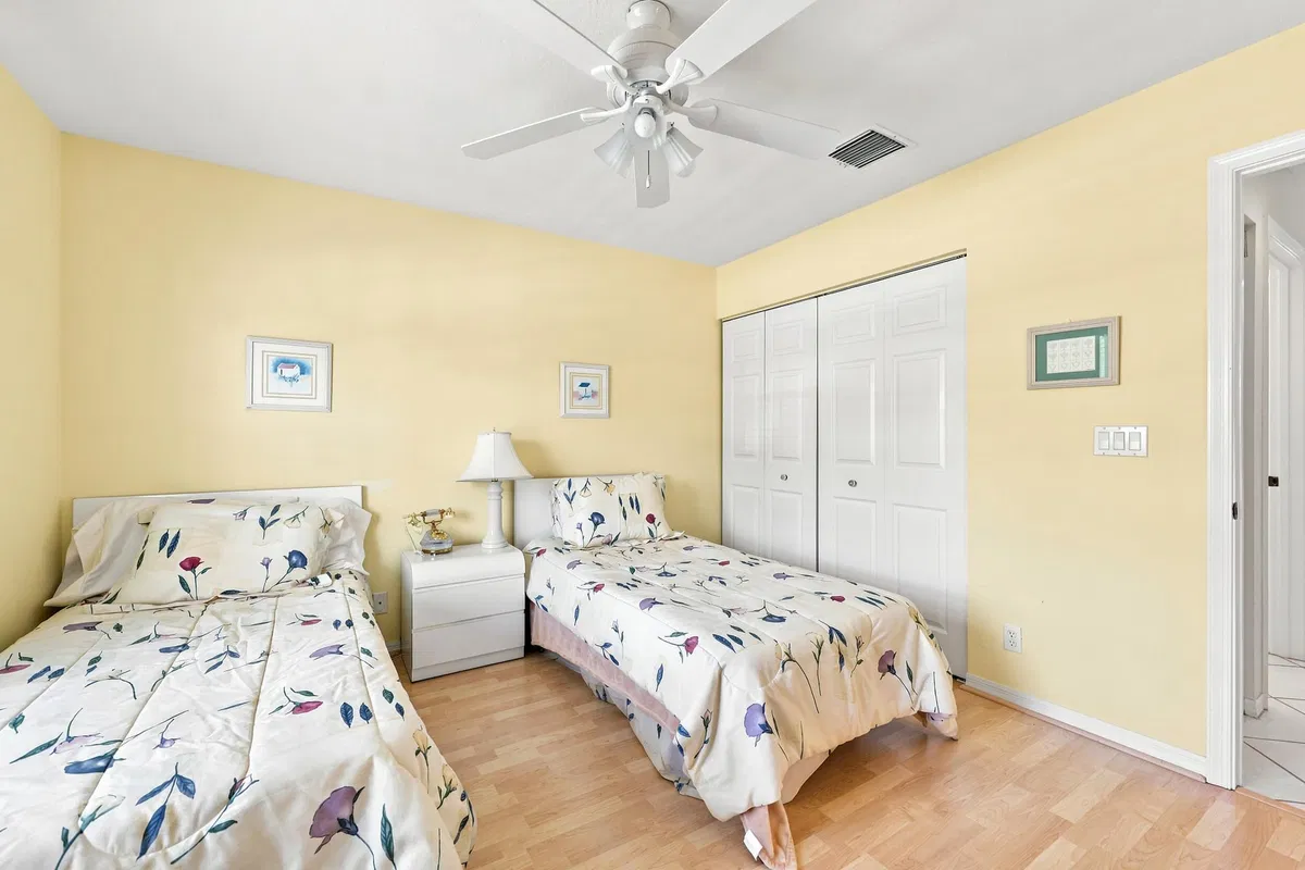  Residence photo 25