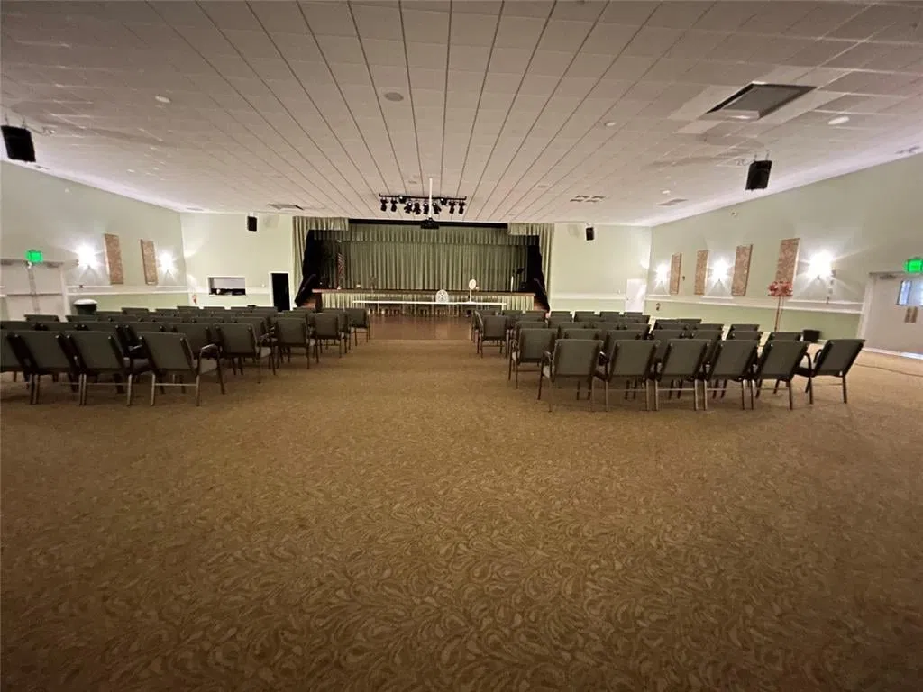Unit 113 photo 19