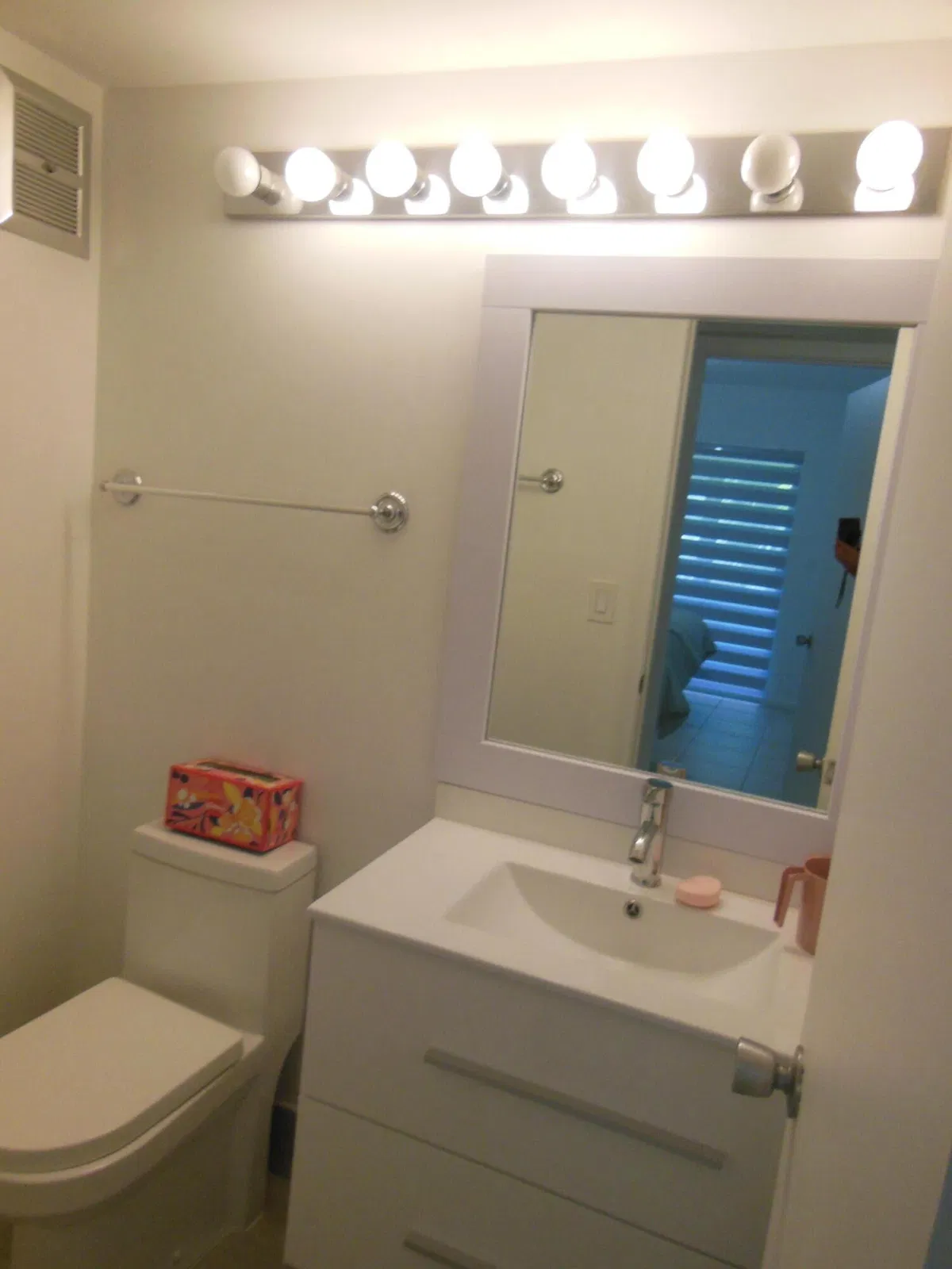 Unit 156 photo 10