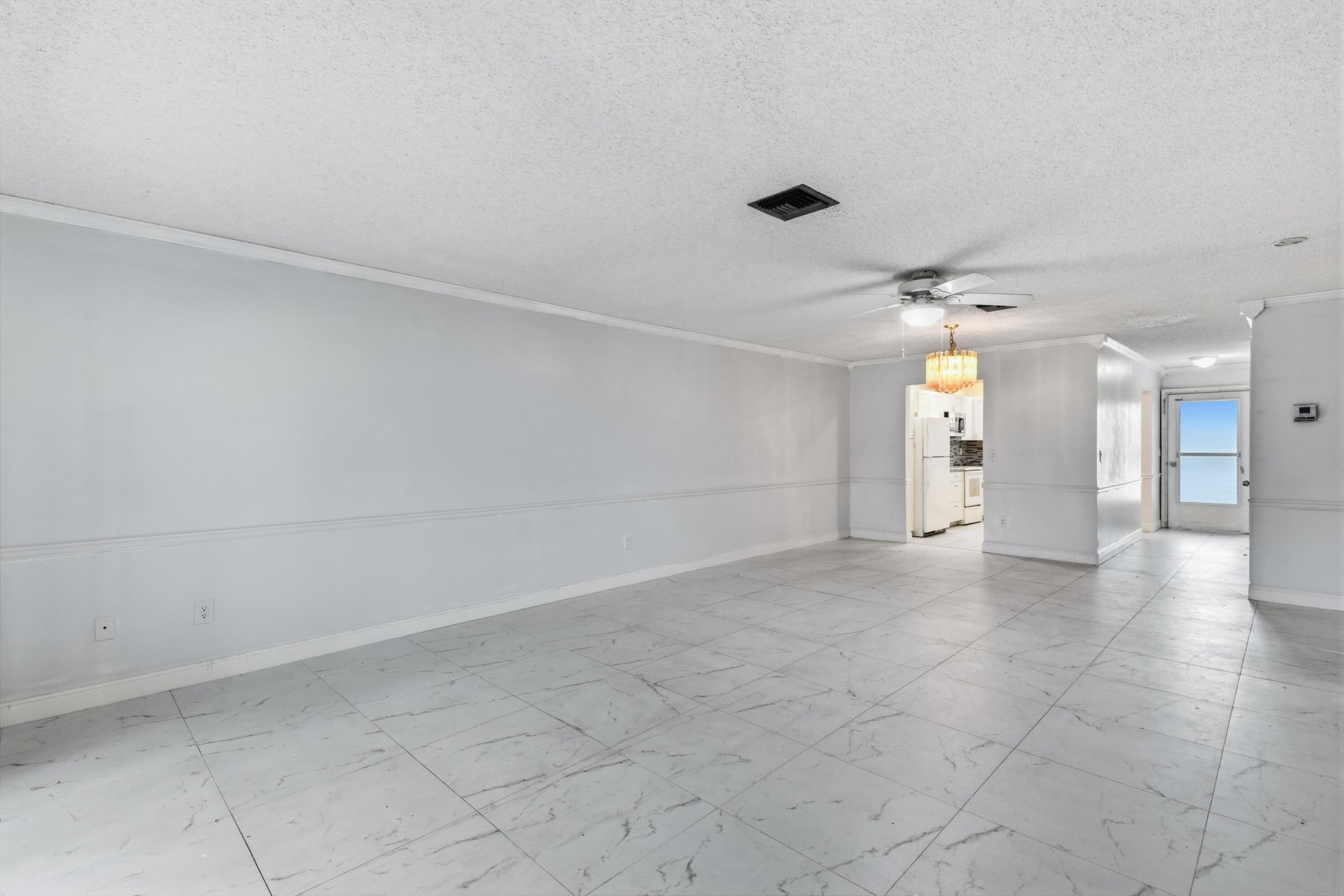 Unit 66 photo 10