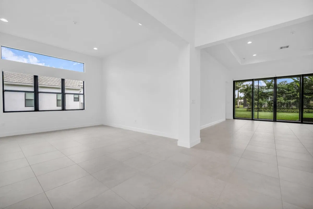 Valencia Grand Residence photo 4