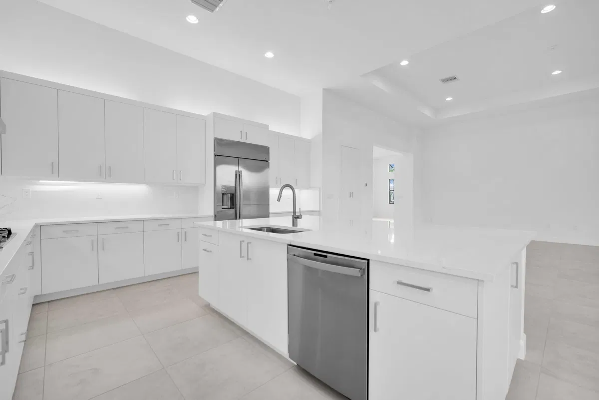 Valencia Grand Residence photo 13