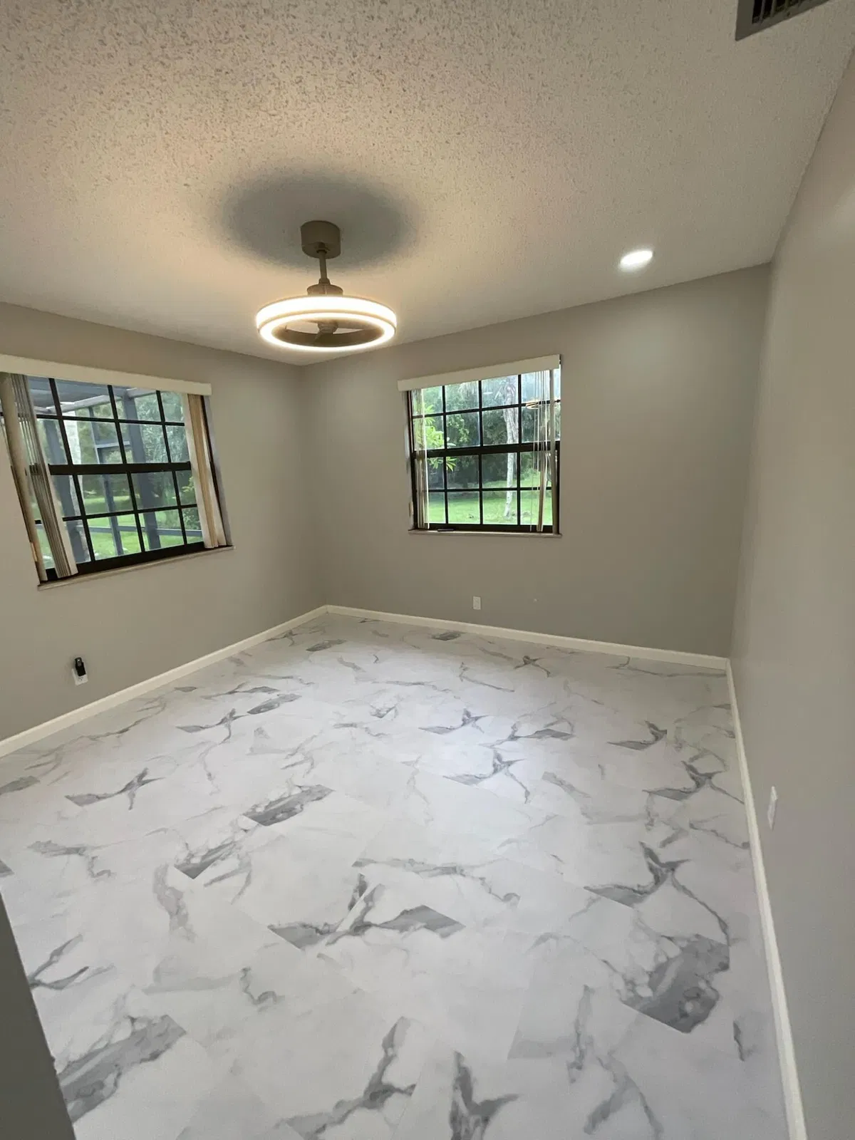  Residence photo 34