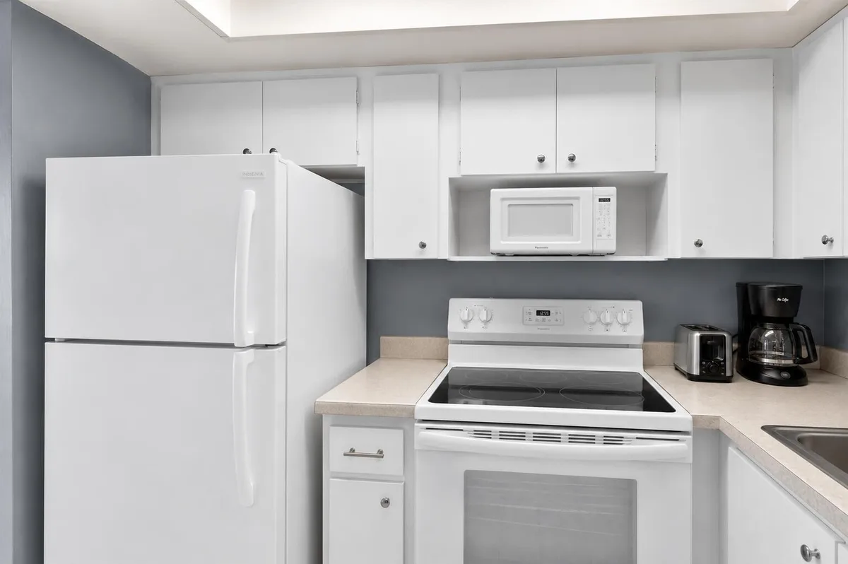 Unit 15 photo 16
