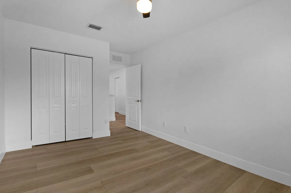  Residence photo 37