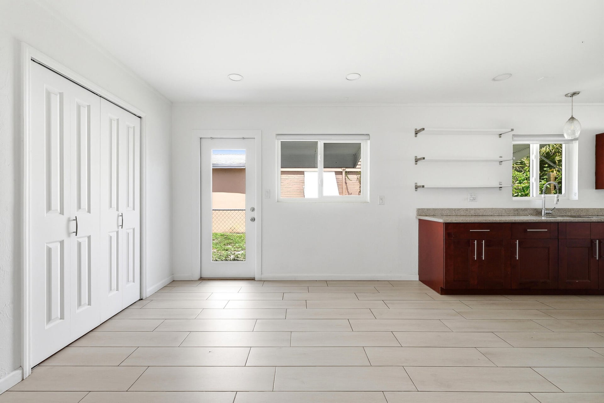 Residence photo 7