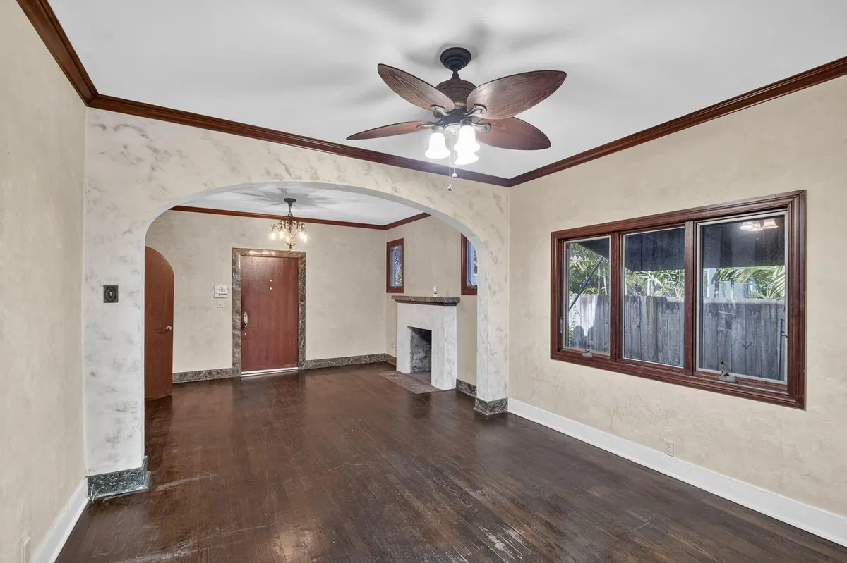 Residence photo 10