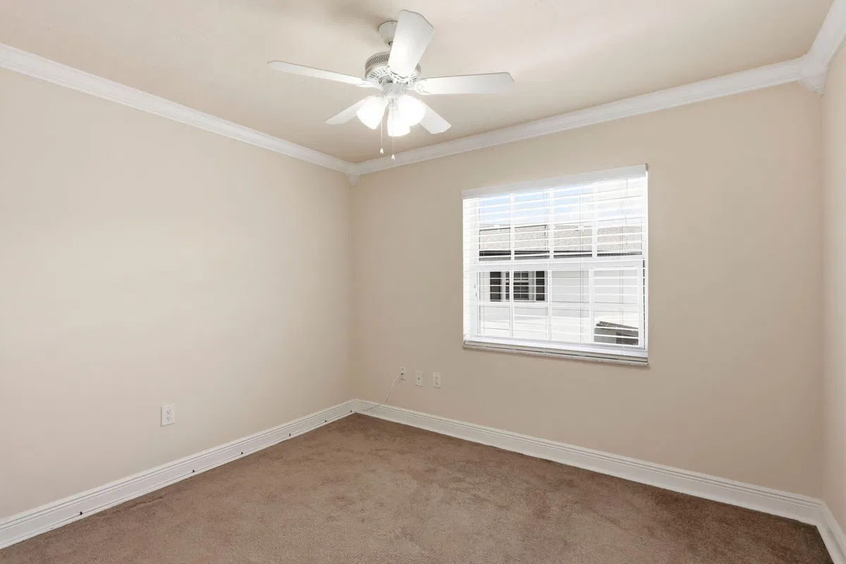 Unit M5 photo 13