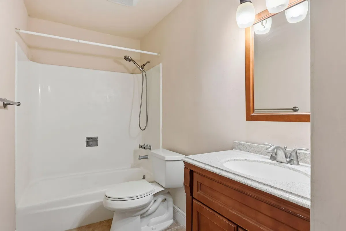 Unit M5 photo 19