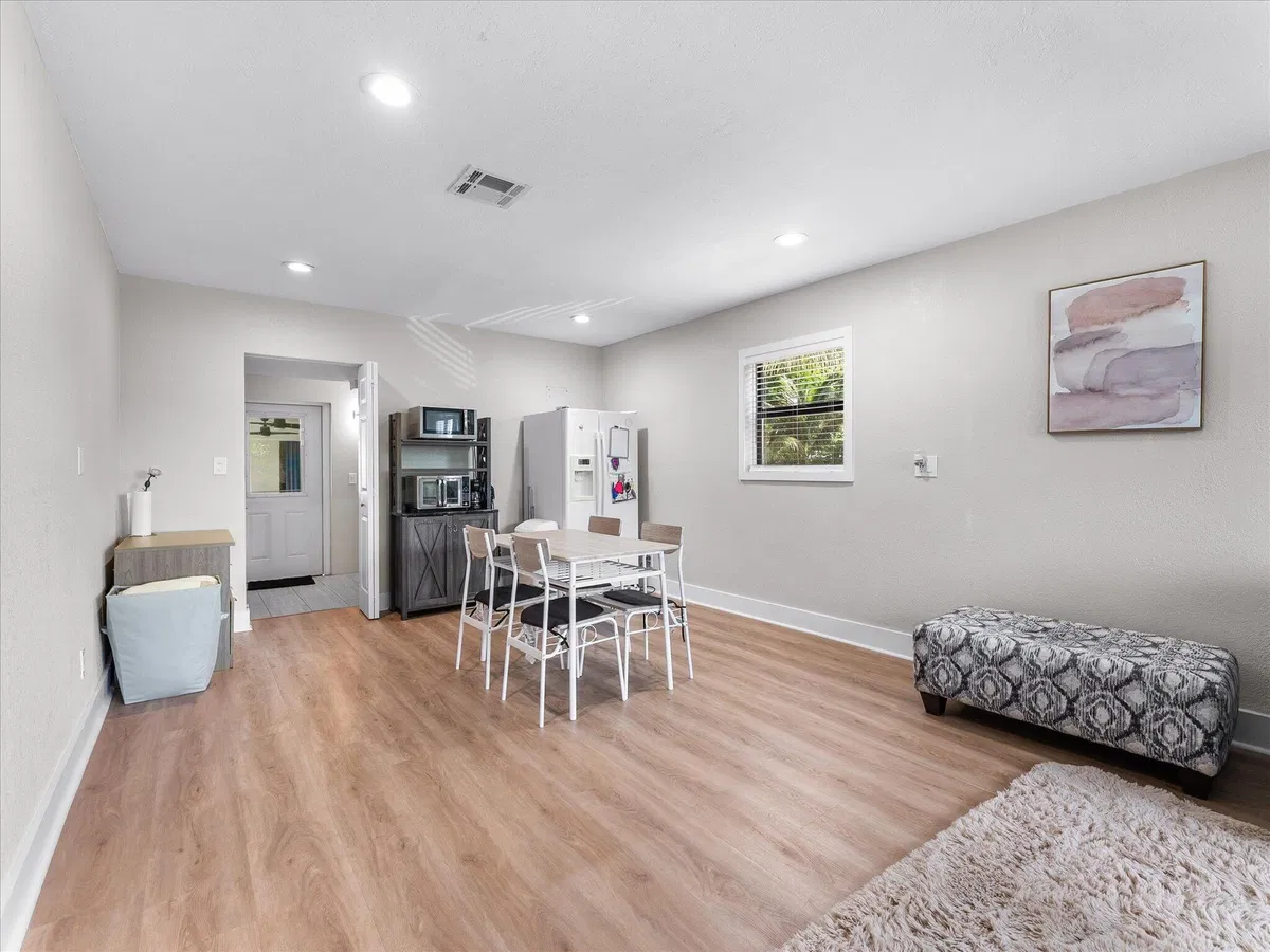  Residence photo 10