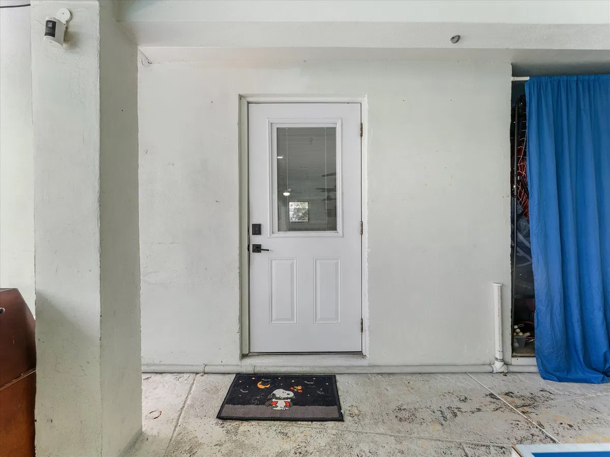  Residence photo 19