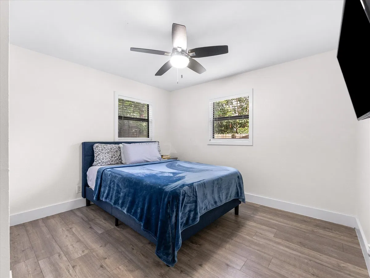  Residence photo 28
