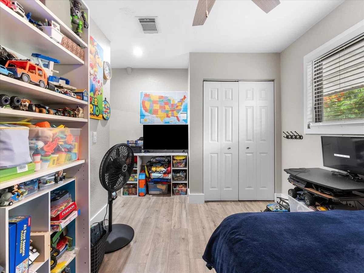  Residence photo 40