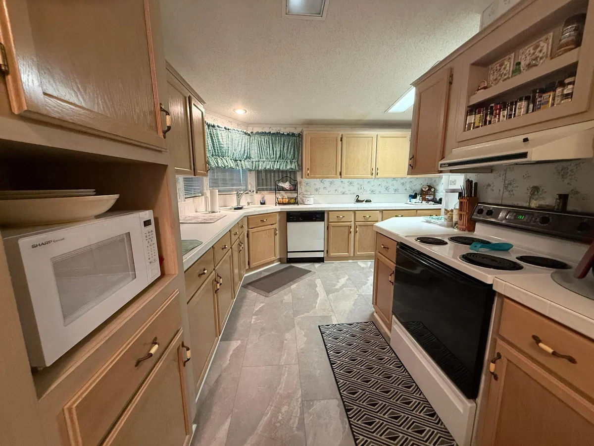 Unit Lot photo 13