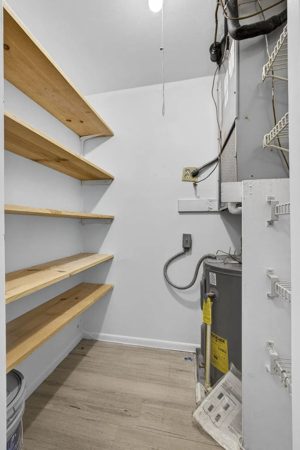 Unit 307 photo 22