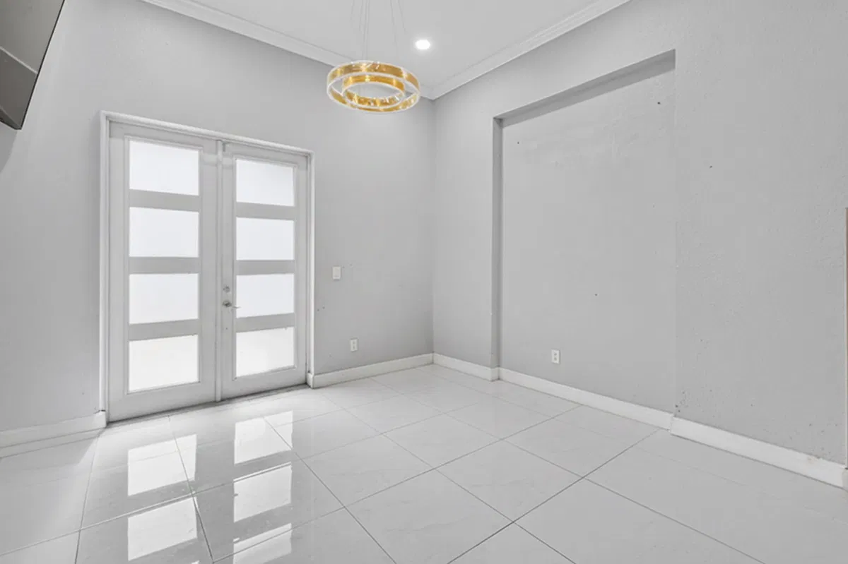Residence photo 28