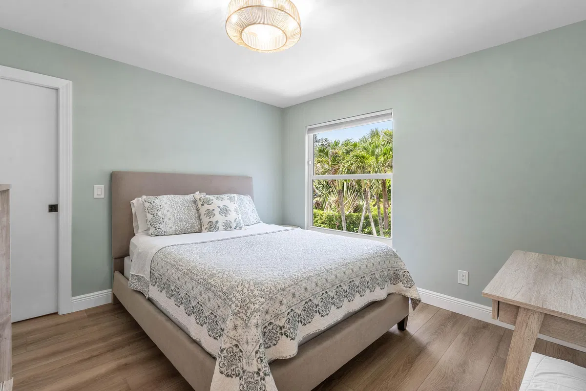 Residence photo 22