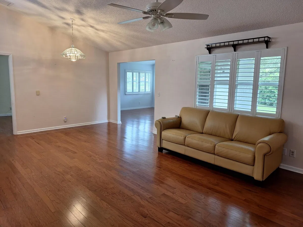 Residence photo 4
