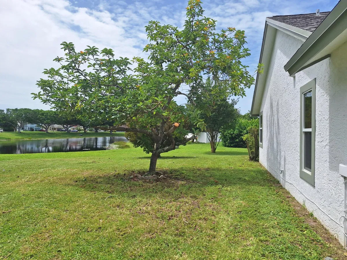 Residence photo 25