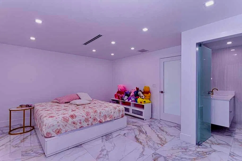  Residence photo 28