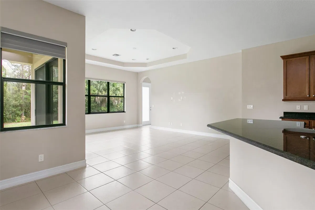  Residence photo 16