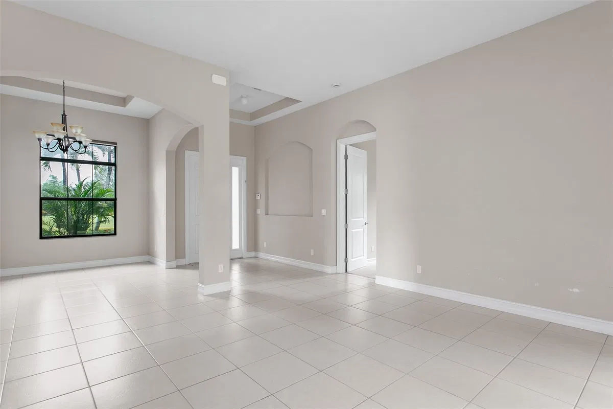  Residence photo 25
