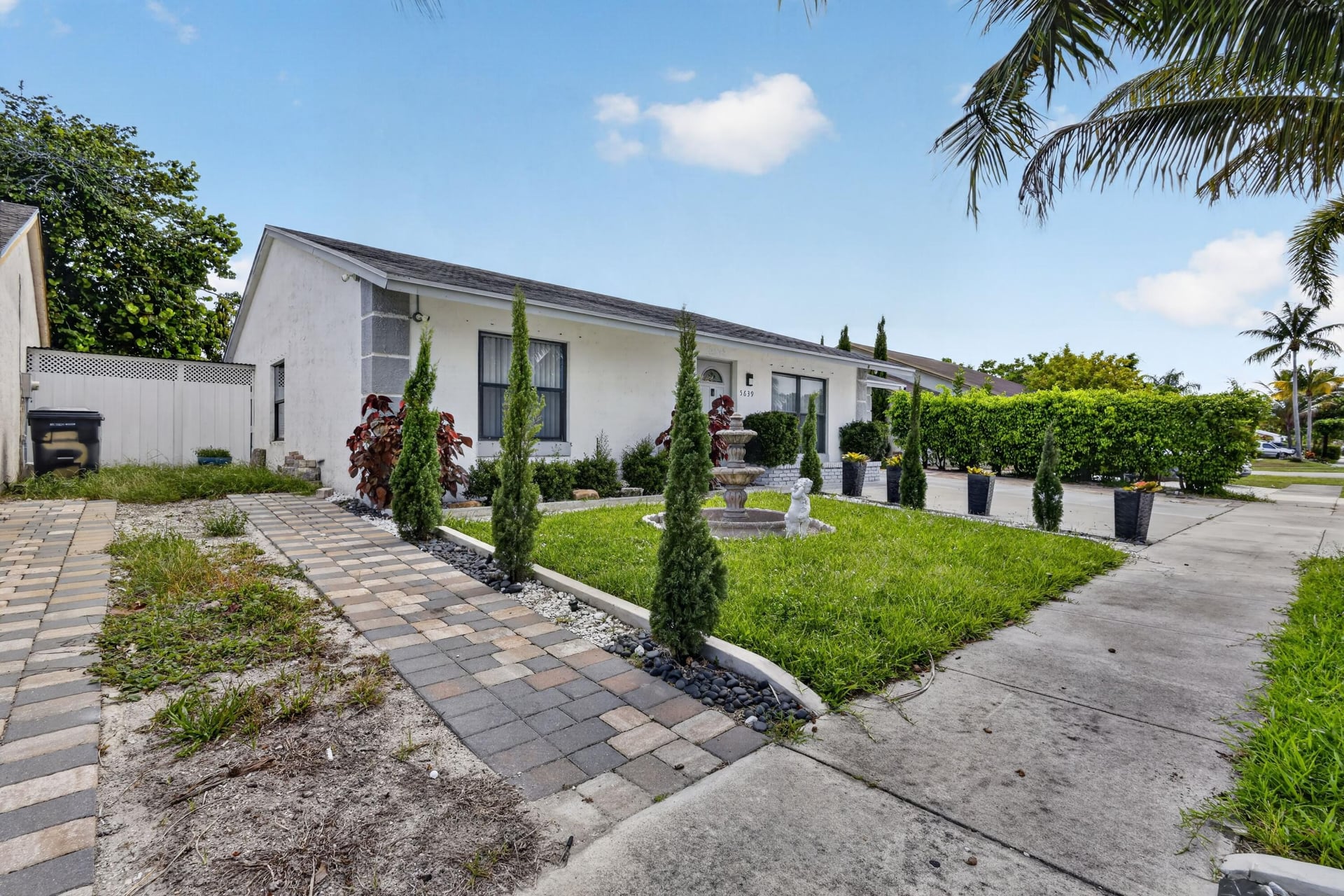 Residence photo 4
