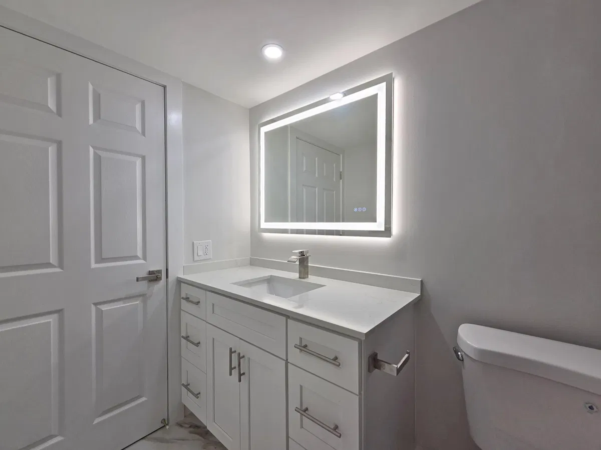 Unit 203 photo 22