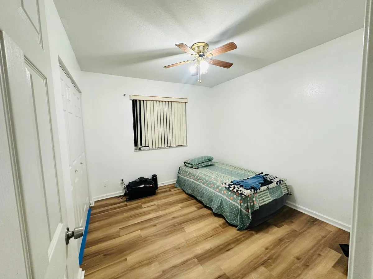 Residence photo 43