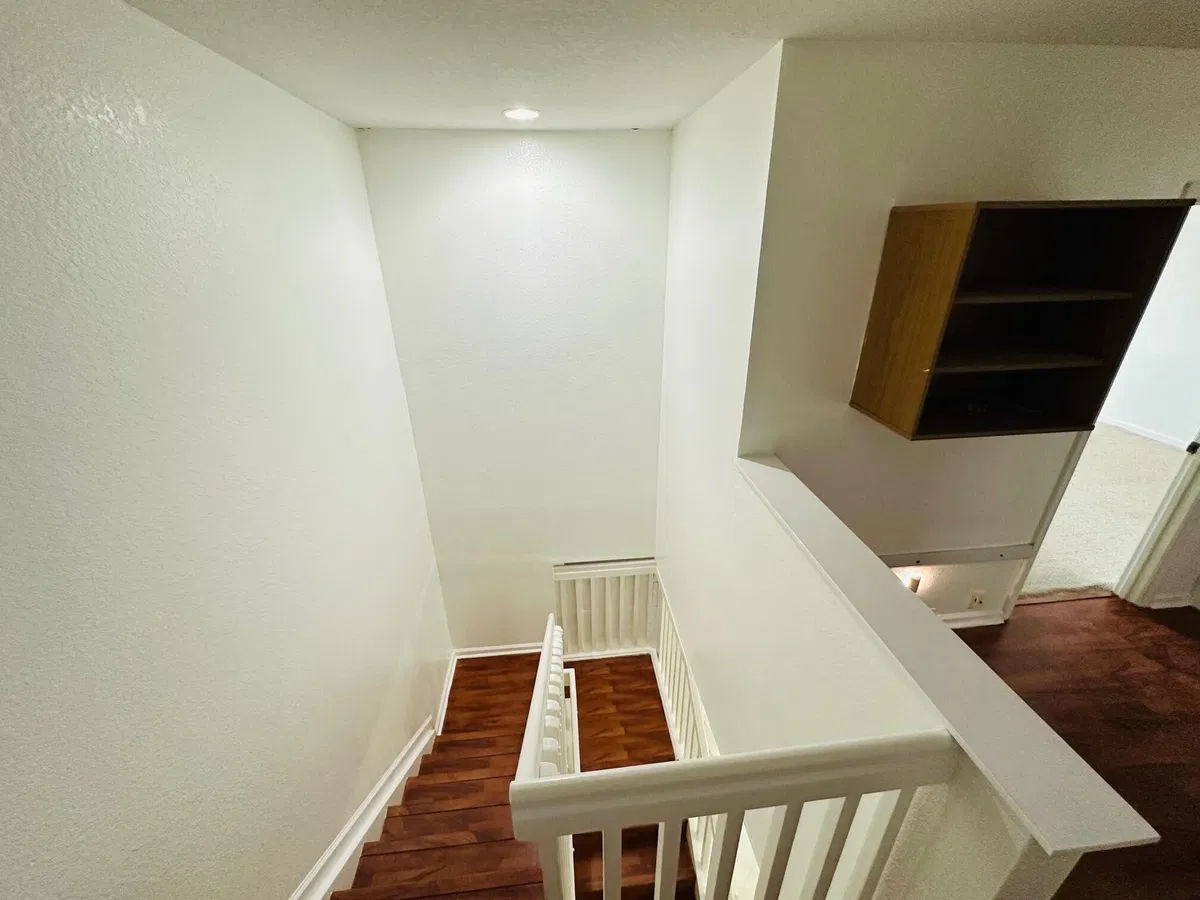 Residence photo 76