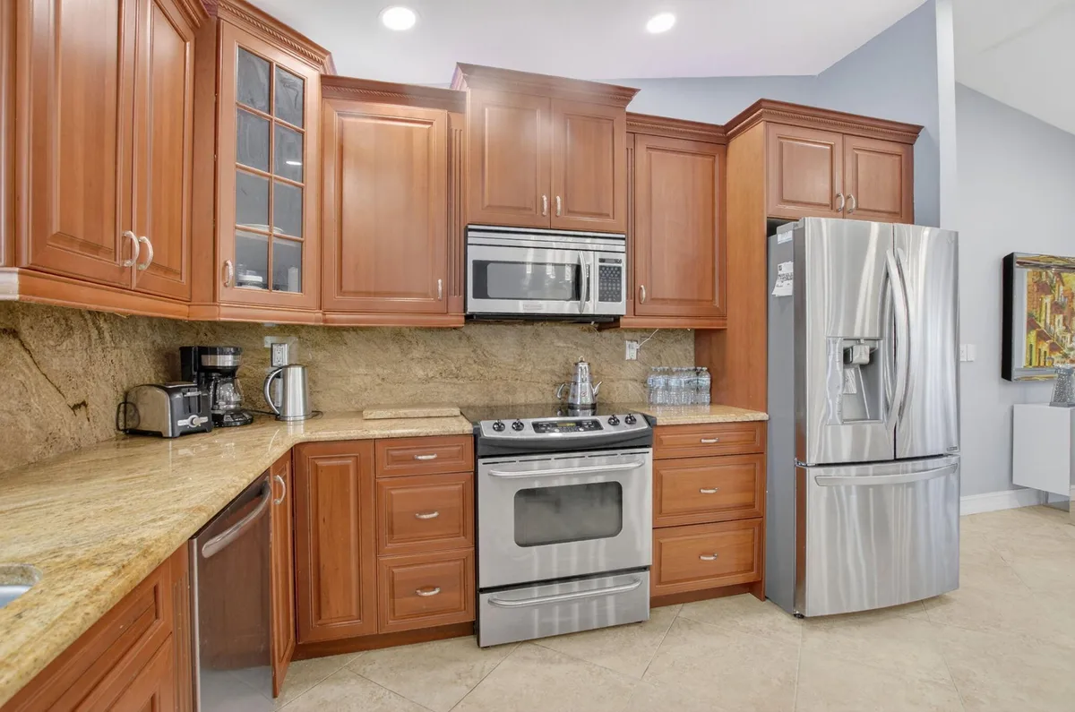  Residence photo 16