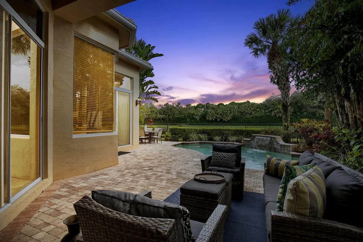 Mirasol Country Club Residence