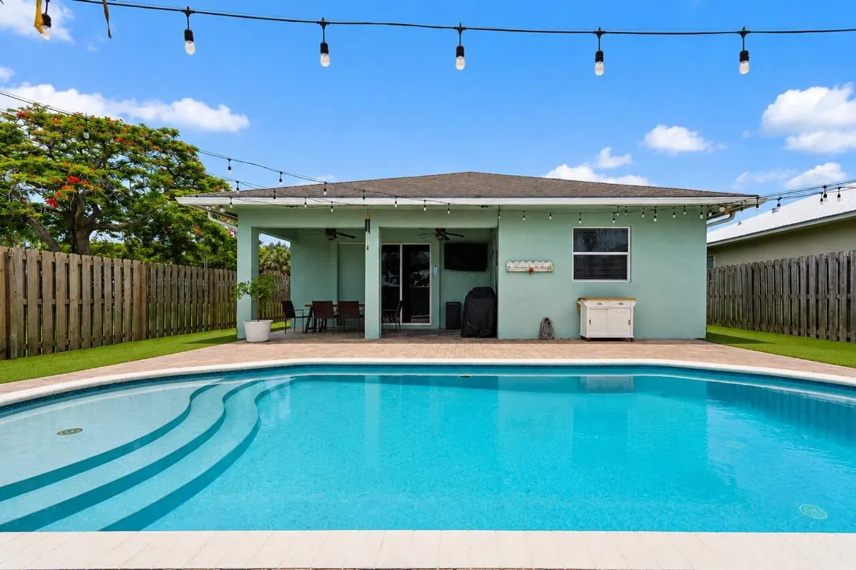 Residence photo 7