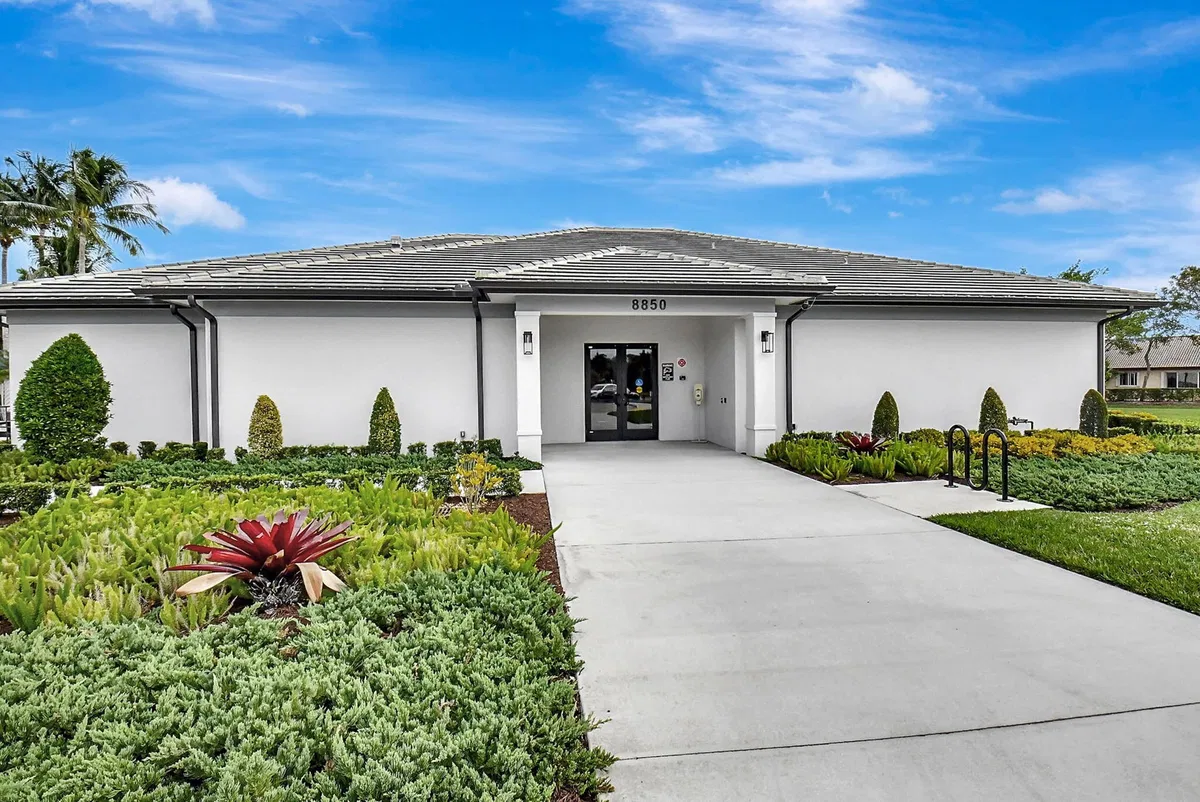  Residence photo 85