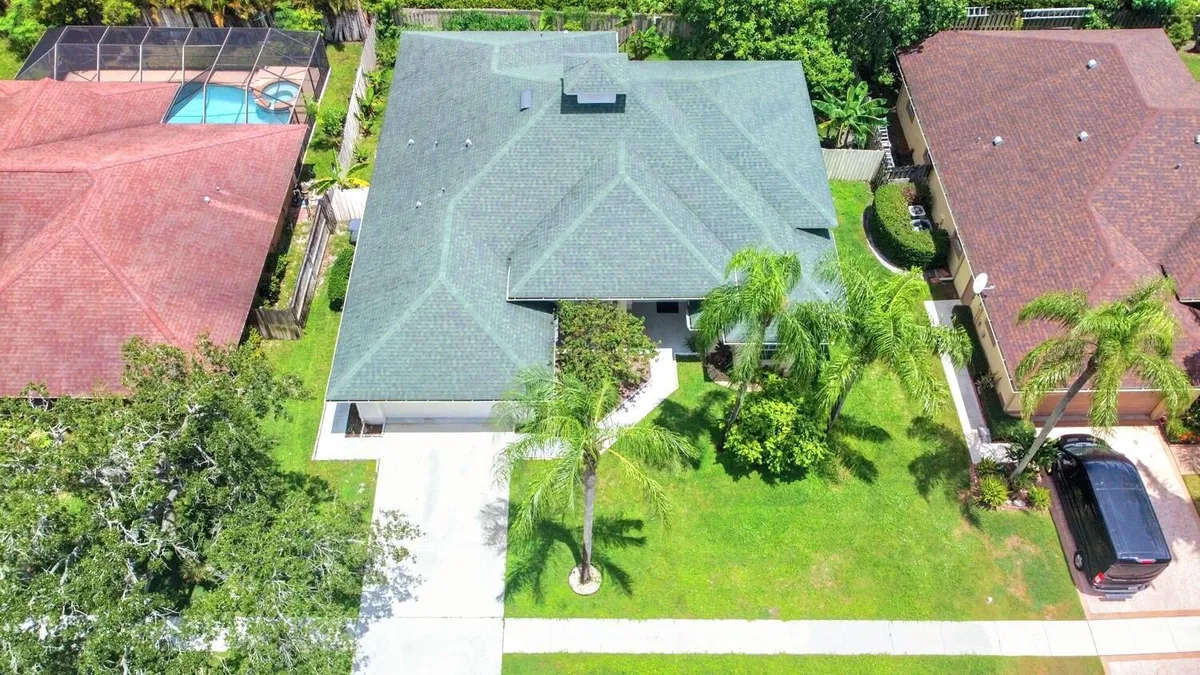 Residence photo 4